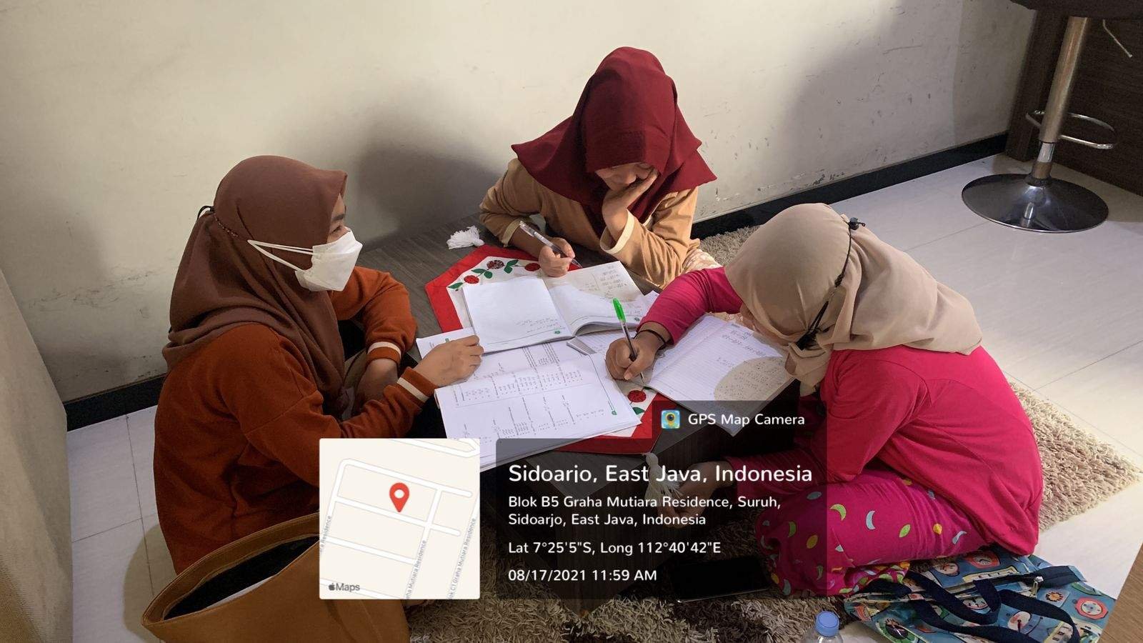 Foto Belajar Kelompok